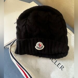 (SOLD)Kids Moncler Beanie